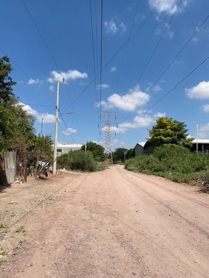 Terreno en Zona Industrial Jiquilpan