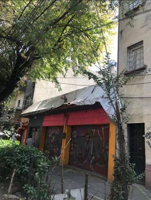 Casa en VENTA con  Locales Comerciales  en Col. Doctores Cuauhtémoc CDMX