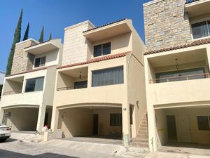 Casa en venta en paseo belinda, Del Valle Oriente, San Pedro Garza García,  Nuevo León, 66260.