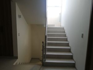 Residencia en Colinas de Juriquilla, Jardín, 3 Recamaras, 4.5 Baños, Roof Garden