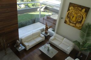 Residencia de Autor en El Campanario,  Vista al Lago, Terreno 1,250 m2