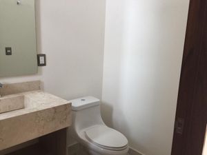 En Venta Departamento en El Refugio de 244 m2, 3 Recamaras, 4.5 Baños, de LUJO !