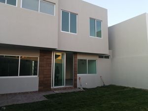 Preciosa Residencia en Colinas de Juriquilla, 4ta Recamara en PB, Roof Garden,..