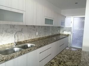 Preciosa Residencia en Colinas de Juriquilla, 4ta Recamara en PB, Roof Garden,..