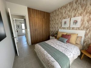 Casa en Venta en Zona Sonterra, Ciudad Meseta, 3 Recamara, Alberca, 2.5 Baños