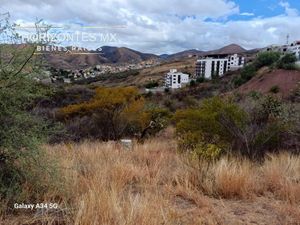 TERRENO CON USO RESIDENCIAL PRECIO A NEGOCIAR