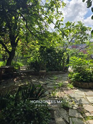 GREEN PROPERTY IN THE HEART OF GUANAJUATO'S HISTORIC CENTER