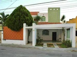 *Casa en venta Sodzil Norte