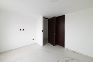 VENTA CASA EN BOULEVARES TOTALMENTE REMODELADA, NAUCALPAN