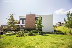 Terreno en venta dentro de coto en Valle Imperial, Zapopan