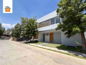 Casa en hermoso Fracc. en Venta Privanza Solares