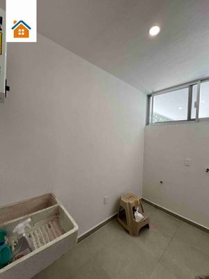 Casa en hermoso Fracc. en Venta Privanza Solares