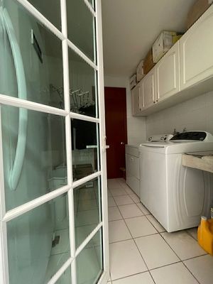 Excelente casa en Venta en Valle Real, Zapopan