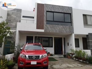 Casa en Renta dentro de Coto en La Cima Zapopan