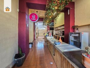 Excelente Local en renta con terraza de 100 m2 cerca de  la Basílica de Zapopan