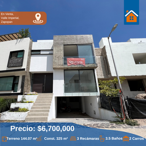 Casa en Venta  Moderna Amplios espacios Valle Imperial