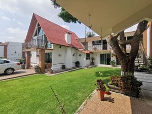 Venta - Casa - Fraccionamiento Privado - 2 Niveles - Alberca -Cuernavaca Morelos