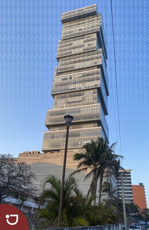 Oficina ejecutiva en venta en Boca del Río, diseño modernista y panorámico