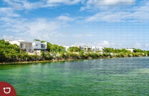 Lotes residenciales en venta con laguna en Cancún, Riviera Maya