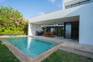 CASA EN VENTA FRENTE AL MAR DE CHELEM, CON PANELES SOLARES.