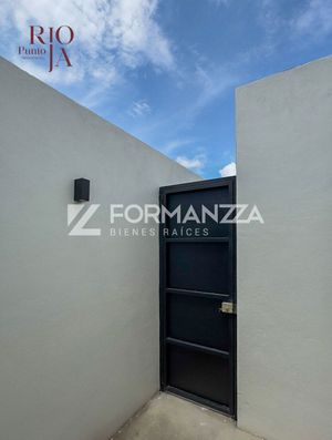 Casa Nueva en Venta en Residencial Punto Rioja en Colima, Col