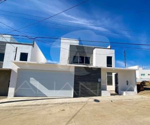 Casa  en Venta Rosamar Rosarito