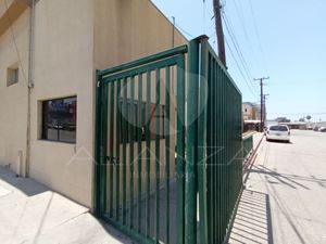 Bodega Comercial en Renta, Cerca de 5 y 10 por Boulevard Diaz Ordaz Tijuana