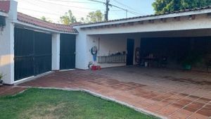 CASA EN VENTA EN JURICA DE UNA PLANTA