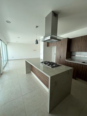 LOMAS DE JURIQUILLA VENTA