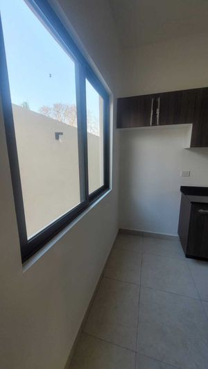 OMH Departamento de dos plantas en venta, entrega inmediata, zona Temozón Norte