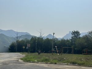 VENTA DE TERRENO EN CUMBRES DE SANTIAGO