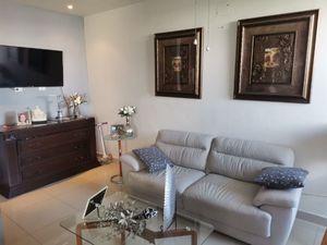 CASA EN VENTA EQUIPADA EN CUMBRES ELITE PREMIER