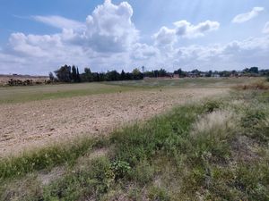 Terreno a pie de carretera, justo frente al balneario Valladolid