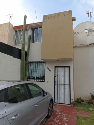 Casa en Venta en Valle de Zapotlan  Jardines del valle Zapopan