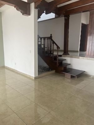 Casa en renta en Col Álamos  Querétaro $19,000