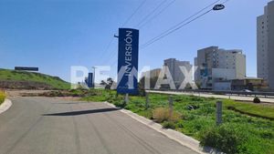 Terreno con Vista al Mar en Rosarito