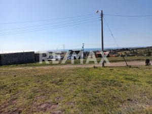 TERRENO CON VISTA AL MAR / OCEAN VIEW LAND