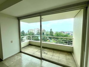 DEPARTAMENTO EN VENTA EN LOMAS COUNTRY CLUB