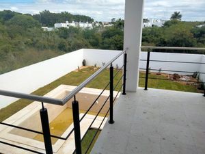 RESIDENCIA EN VENTA EN TEMOZON NORTE