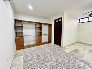 CASA EN VENTA EN EL CENTRO