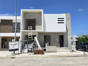 Casa en venta en Lomas del Dorado