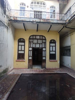 Casa Antigua y Dos Locales Comerciales en Centro Histórico, Córdoba, Veracruz -