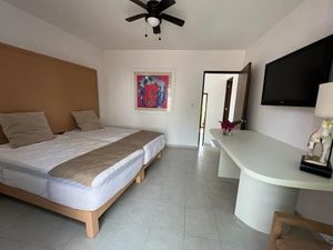 Casa en renta Cuernavaca, Centro "Acapantzingo, Holiday Inn, Rufino Tamayo"2 Rec