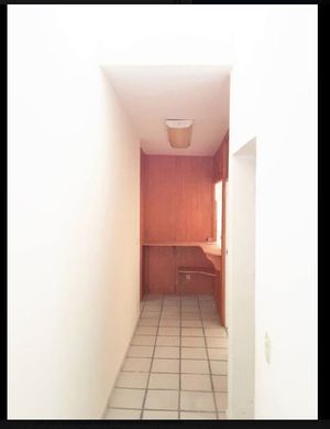 Casa en Cuernavaca con Uso comercial ideal Consultorio / Oficinas