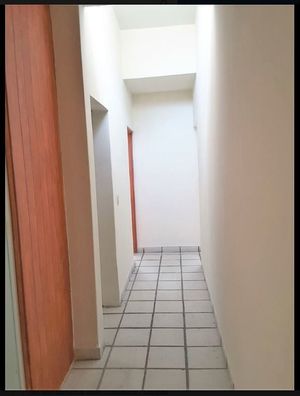 Casa en Cuernavaca con Uso comercial ideal Consultorio / Oficinas