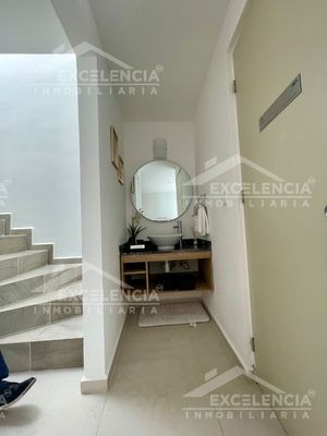 VENTA DE CASA NUEVA EN FRACCIONAMIENTO PRIVADO REAL CASTILLEJO