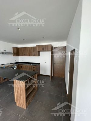 VENTA DE CASA ESTILO MODERNO, NUEVA EN FRACCIONAMIENTO LOMA ALTA TRES MARÍAS.