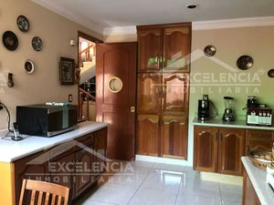 CASA EN VENTA EN ARBOLEDAS DE LA HUERTA