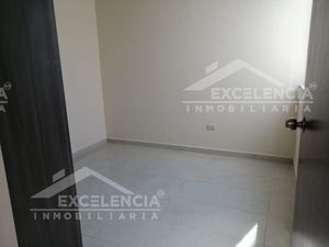 CASA DE UN NIVEL EN VENTA EN PRIVADO POR AVENIDA PEDREGAL