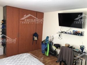 CASA EN VENTA MUY CERCA DE AV.MADERO EN COL. ADOLFO MATEOS, CERCA DEL CENTRO DE